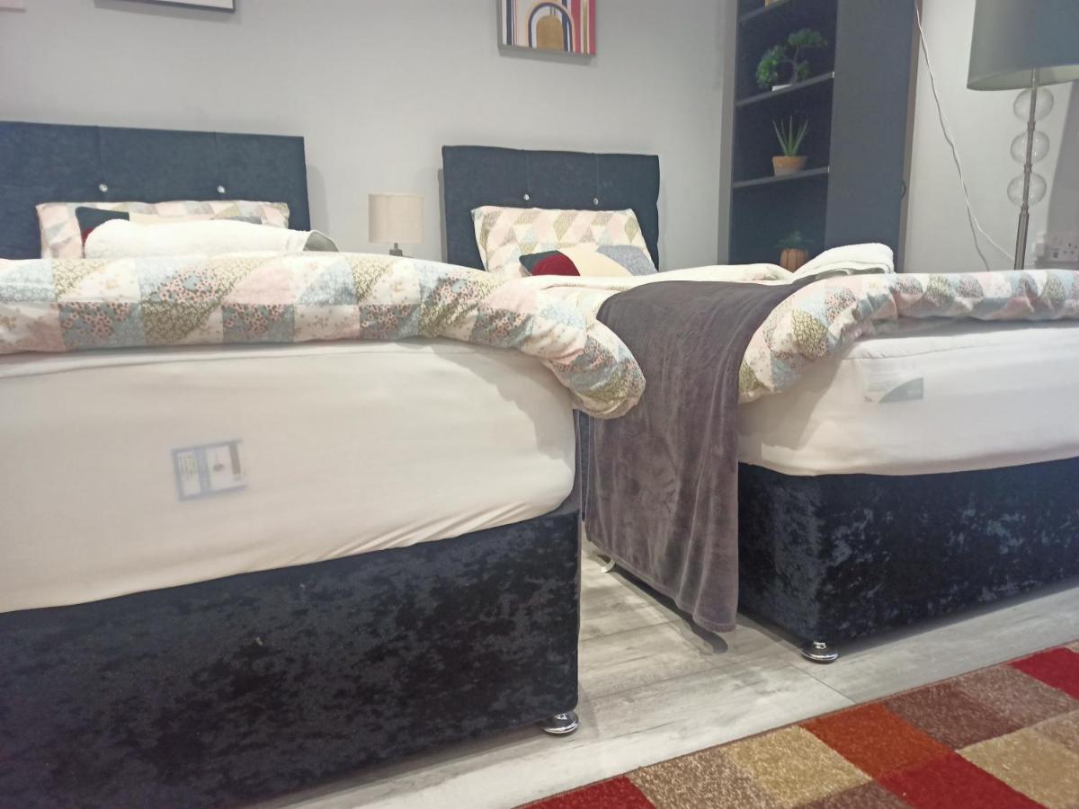 Apartment Homey In Perfect For Couples & Travelers