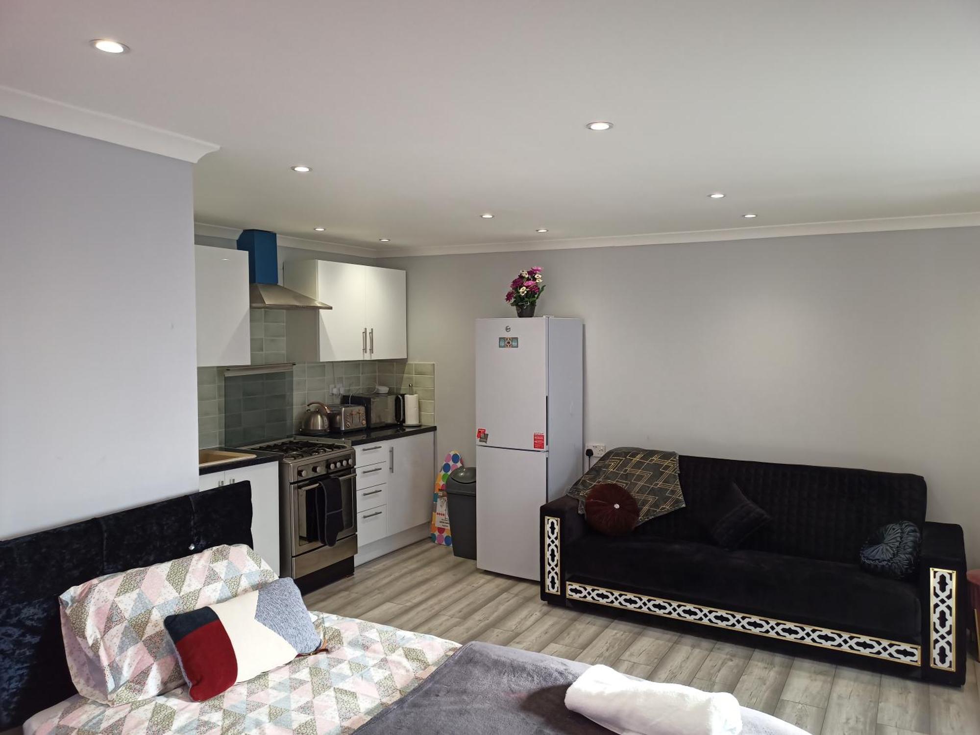 Homey In Perfect For Couples & Travelers Newport (Gwent)